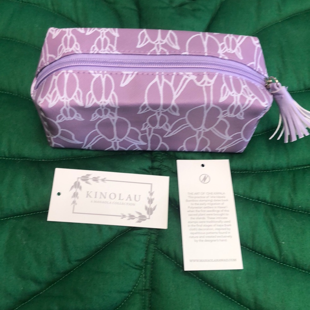 NWT Manaola Kinolau lavender purple ohe case kapualiko print. OS